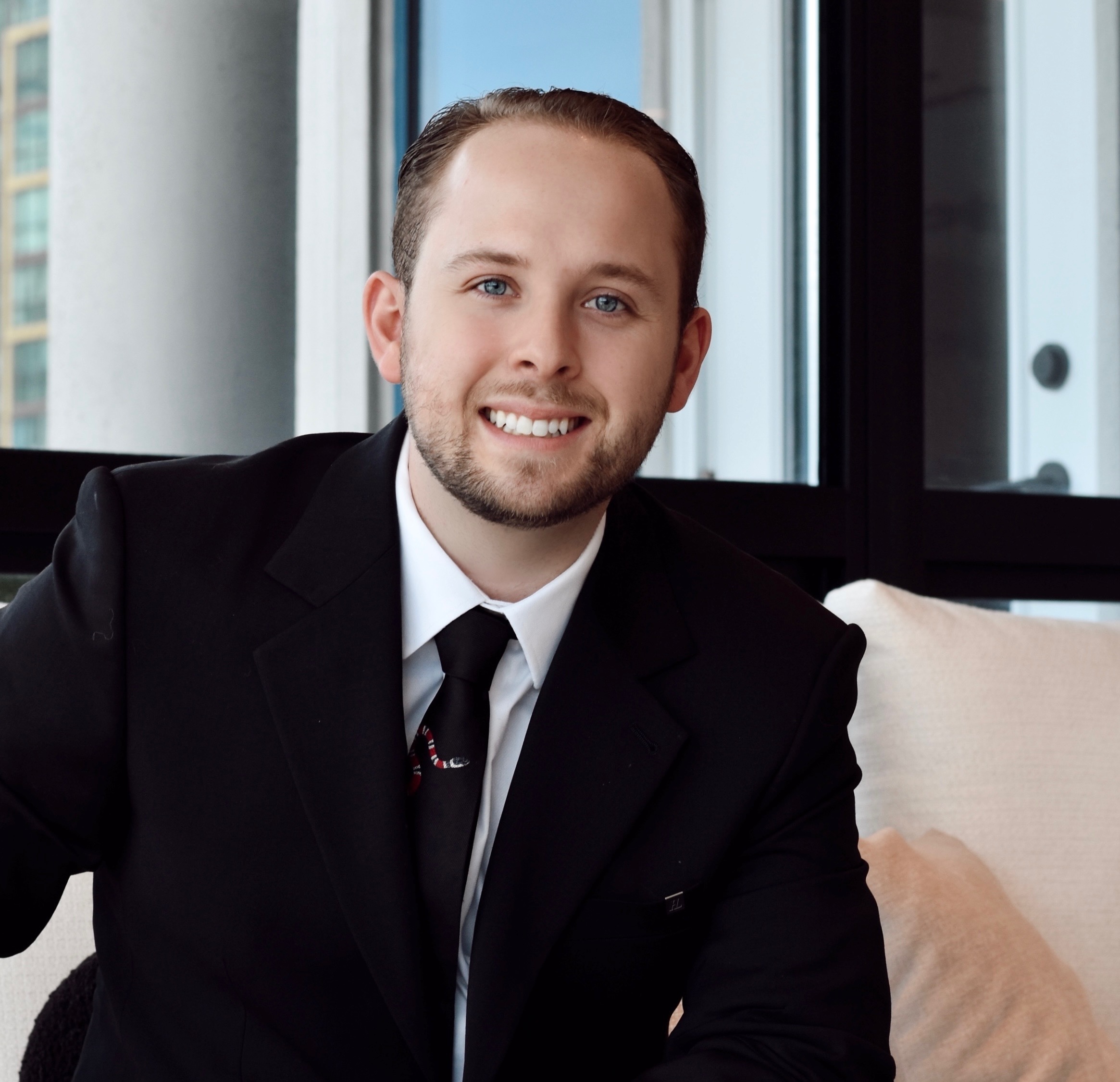 Max Hasman, luxury real estate agent in West Vancouver, Canada
