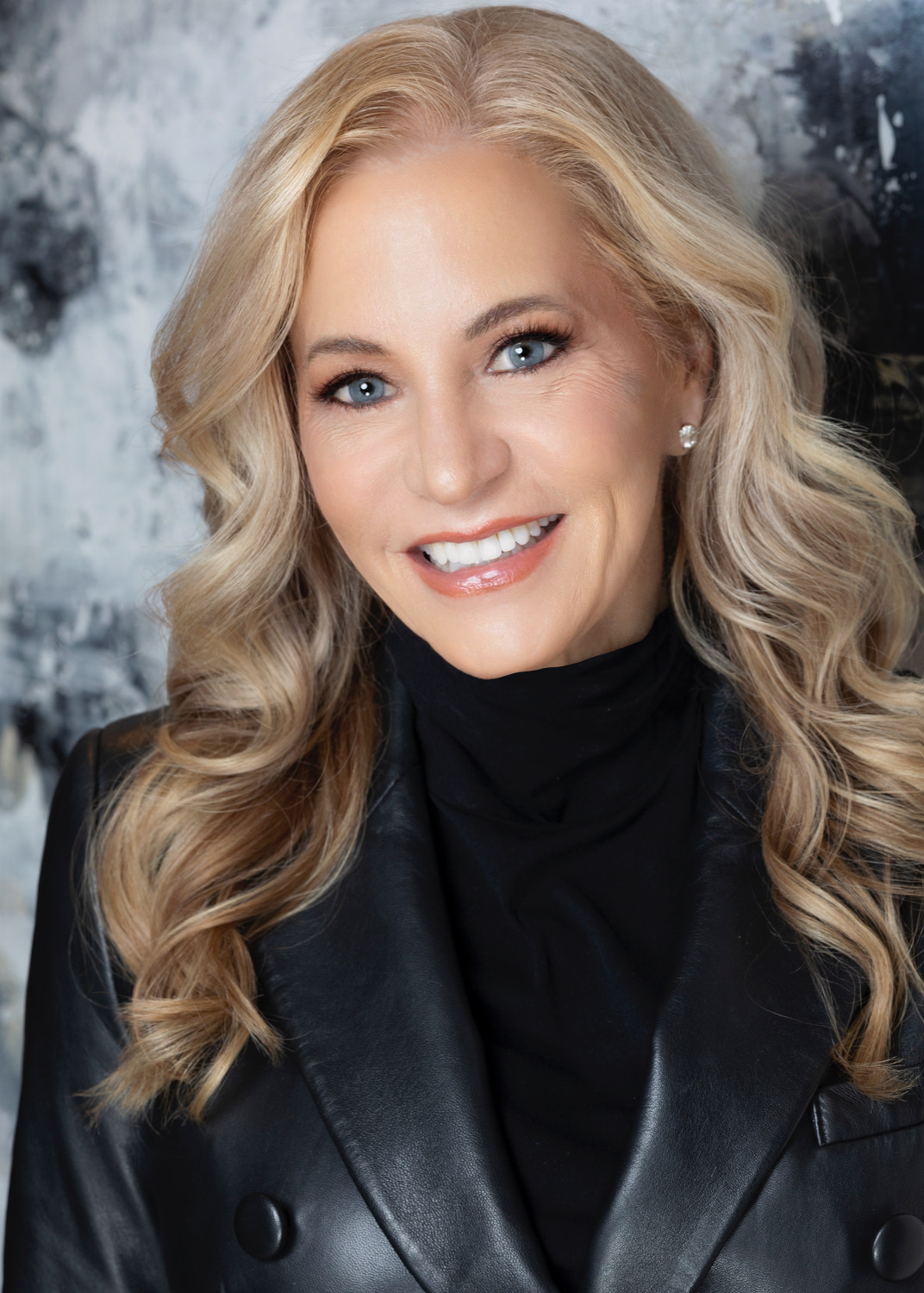 Debra Johnston — luxury real estate agent in Atlanta, Georgia
