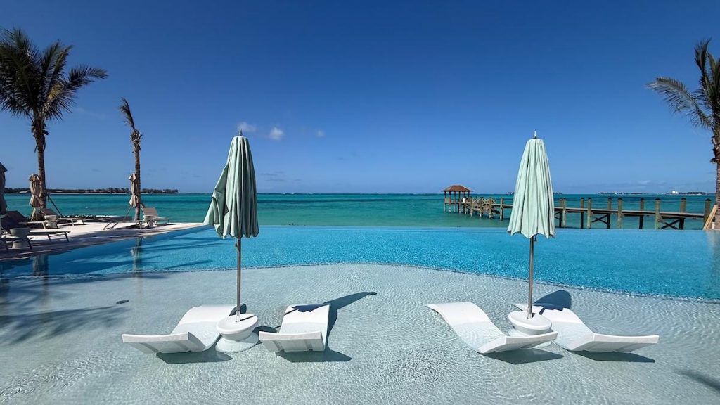 Aqualina Beach Villa 1 outdoor amenities