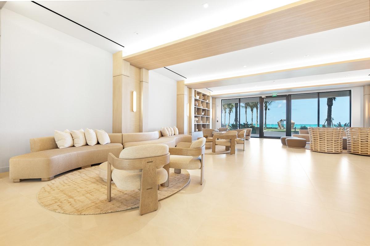 Ryan Knowles Presents A Remarkable Beach Villa In The Bahamas