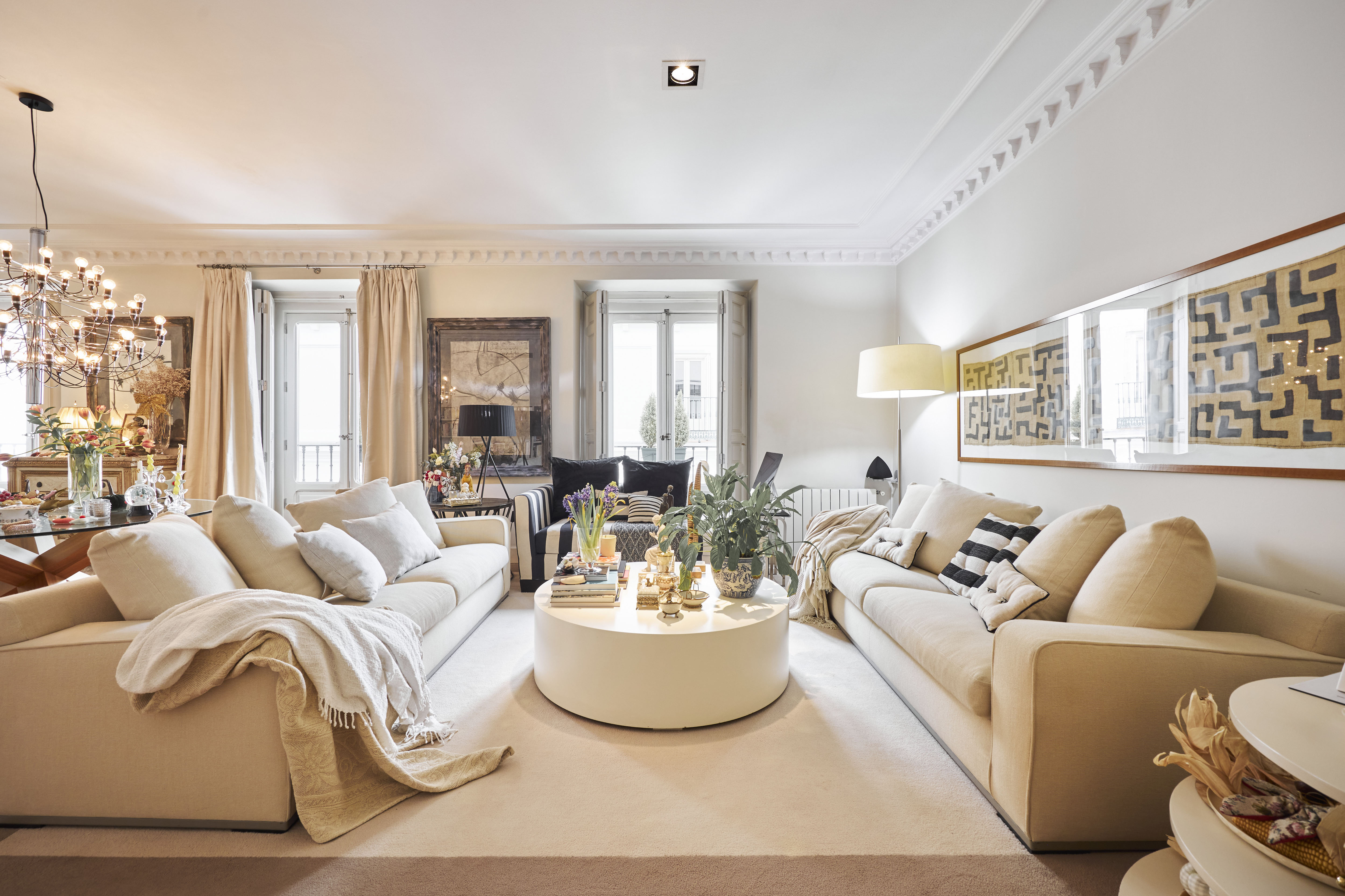 Margarita Sanclemente Presents A Classical Timeless Elegance in the Heart of Justicia, Madrid