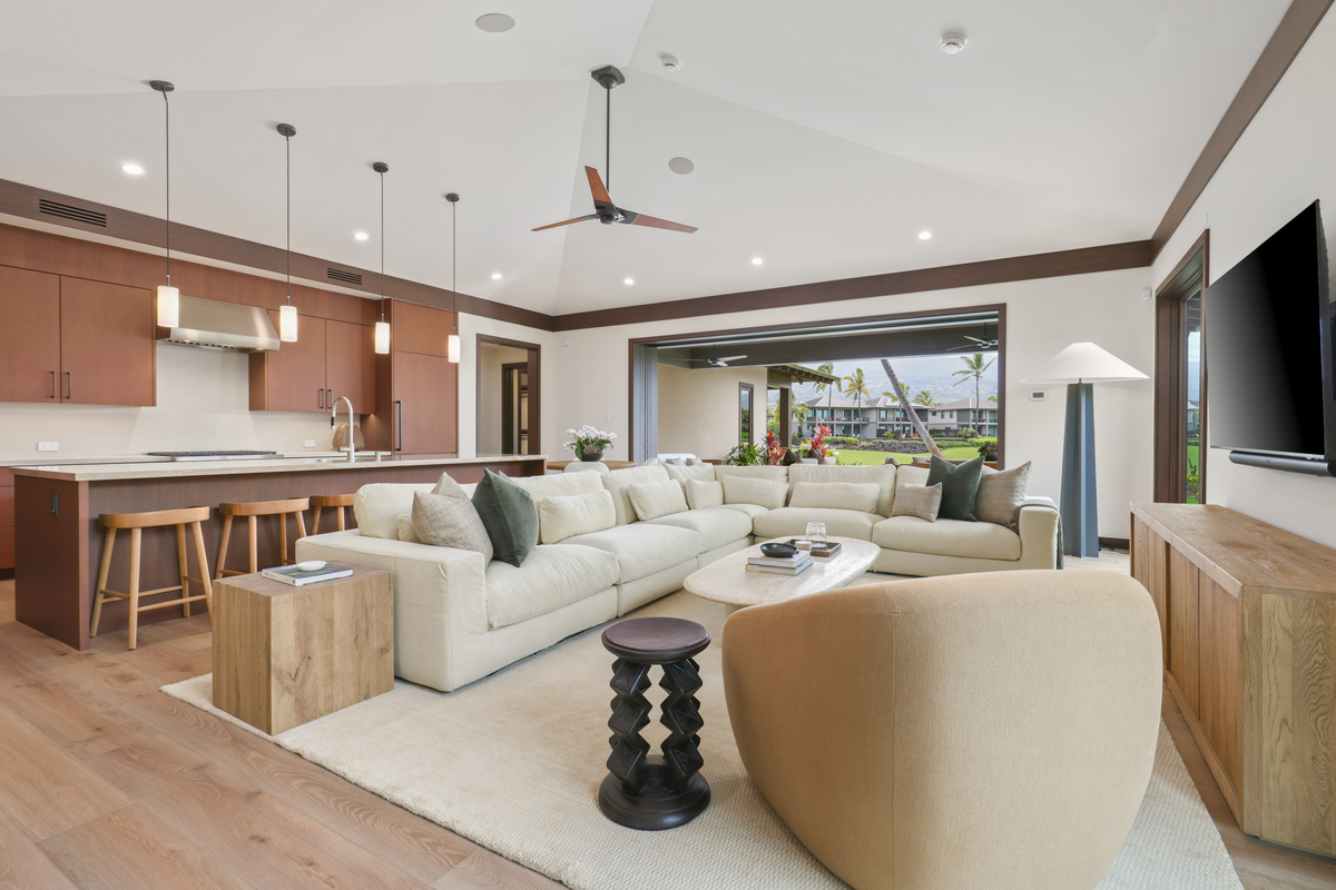 Carrie Nicholson Presents An Exclusive 4 Bedroom Home In Kailua-Kona